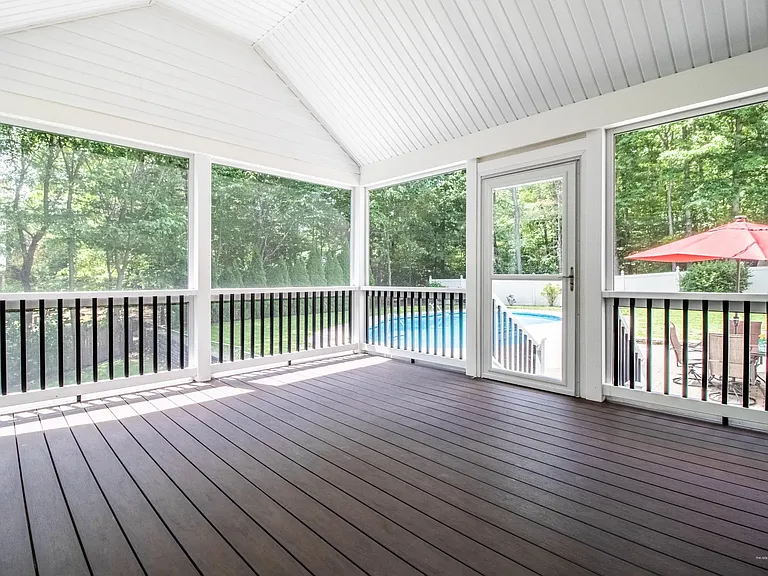 33 Westview Dr — Photo 16