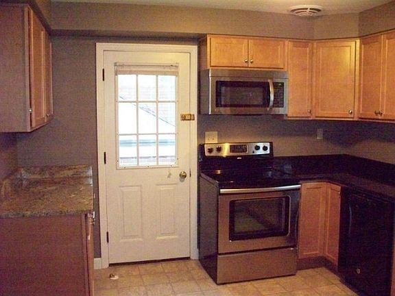5th image of 1085 Alnetta Dr