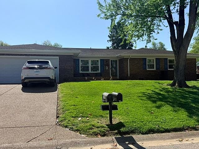 1st image of 1780 Meadow Ln