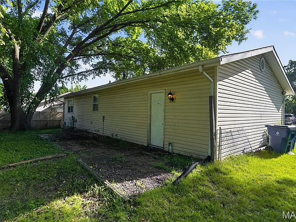 5th image of 12071 El Camara Dr