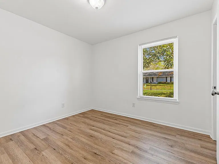 2637 Vassar Rd — Photo 24