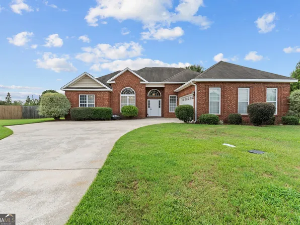 223 Loudon Hill Dr, Warner Robins, GA 31088