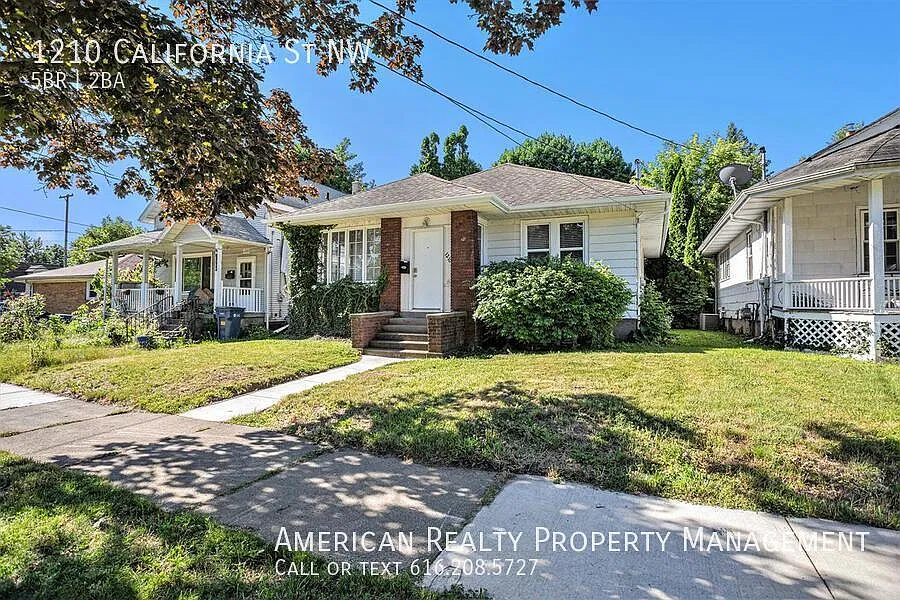 5 bed, 1560 sqft, $3,000 — Photo 1