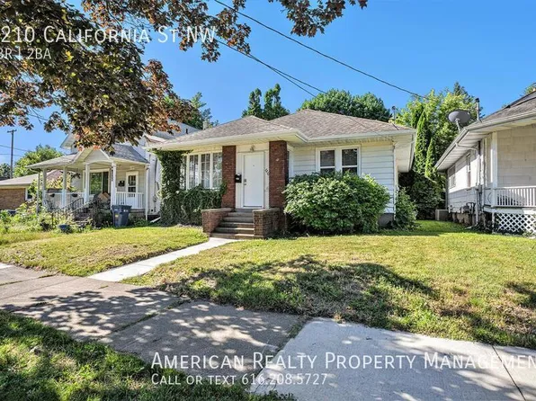 1210 California St NW, Grand Rapids, MI 49504