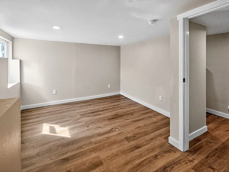 7302B 14th Ave NW — Photo 12