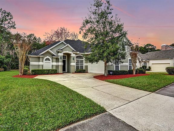 2nd image of 8592 Hunters Creek Dr N