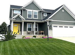 1614 Oliger Dr, Mahomet, IL 61853