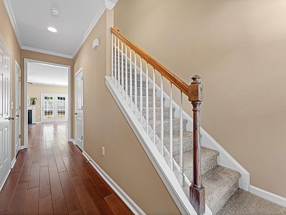 4th image of 60 Bay Springs Dr