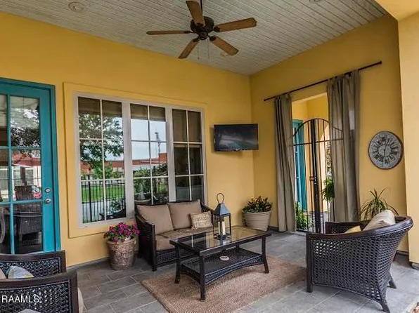 510 Annaberg Dr, Youngsville, LA 70592