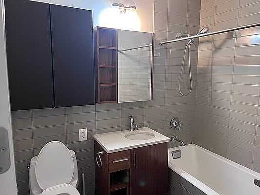 4th image of 140-21 32nd Ave #1-B