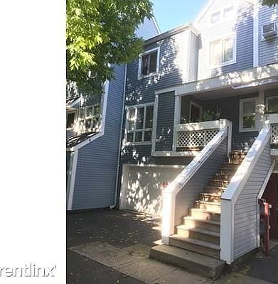 9 Fort Washington Pl. #9 Cambridge - Cambridgeport Shared Un