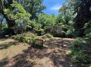 14 S 4th Ave, Rio Grande, NJ 08242