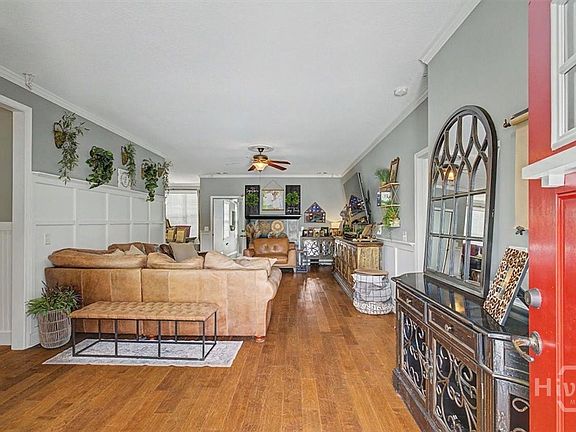 4th image of 109 Red Oak Lane