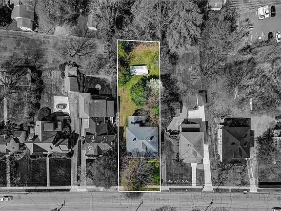 3rd image of 712 S Main St