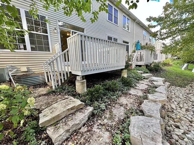 2841 White Thorn Cir — Photo 25
