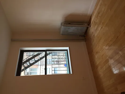 Rented by GreenVill Real Estate LLC | media 13