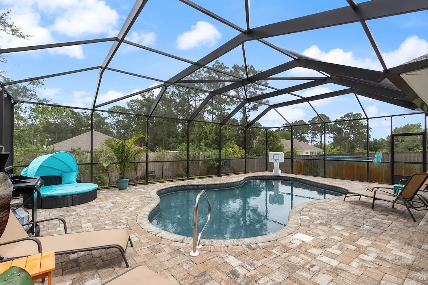 3 bed, 1935 sqft, $3,800 — Photo 3