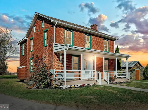 62 Narrow Dr, Hanover, PA 17331