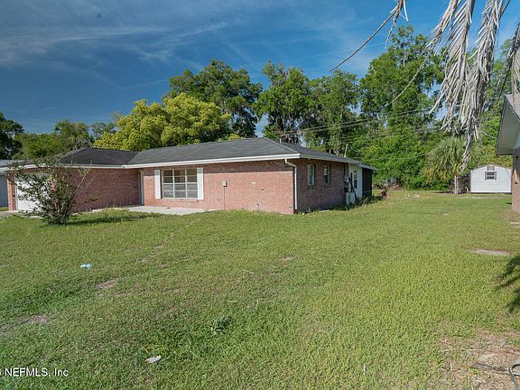 4th image of 190 MANGO Drive