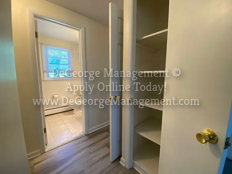 Walworth Garden Apartments — Photo 65