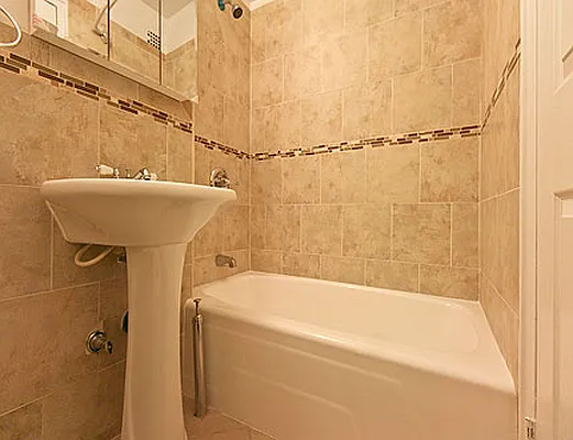 Rented by SW Queens Mezzanine | media 20