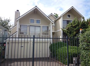 829 30th Ave S, Seattle, WA 98144