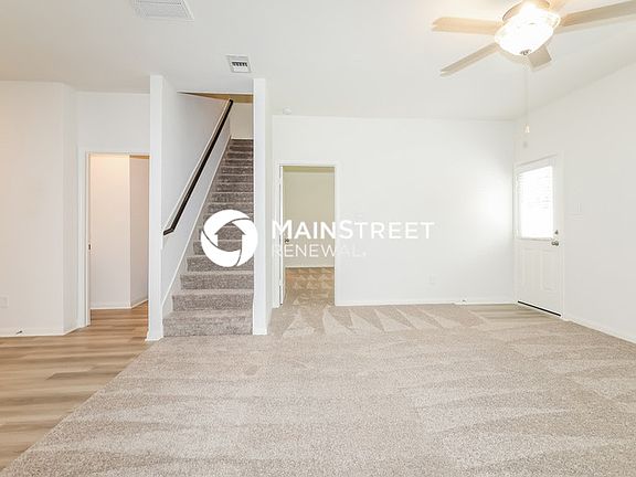 3rd image of 26821 Steinbeck Dr