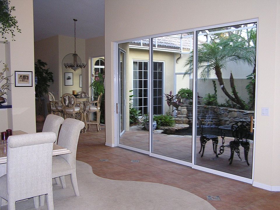dining room and atrium