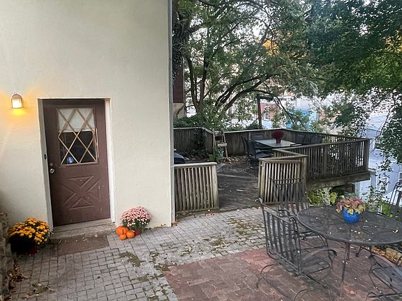 4th image of 289 Greenough St #G