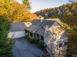 193 Falls Ct, Highlands, NC 28741