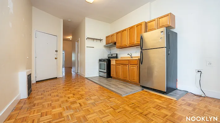 Rented by Nooklyn NYC LLC | media 19