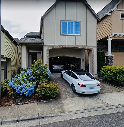 2459 NW Parnell Ter Photo 1