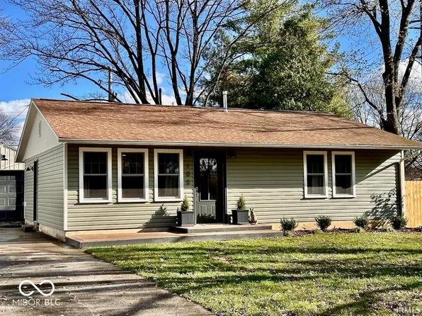 100 N Shellbark Rd, Muncie, IN 47304