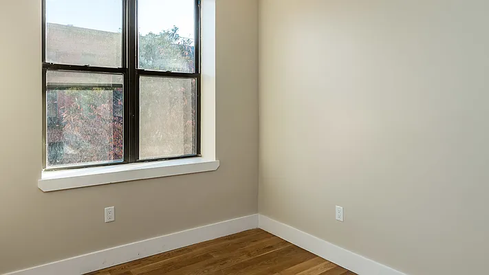 Rented by Nooklyn NYC LLC | media 19