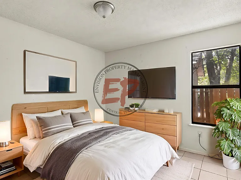 3627 Colcord Ave — Photo 7