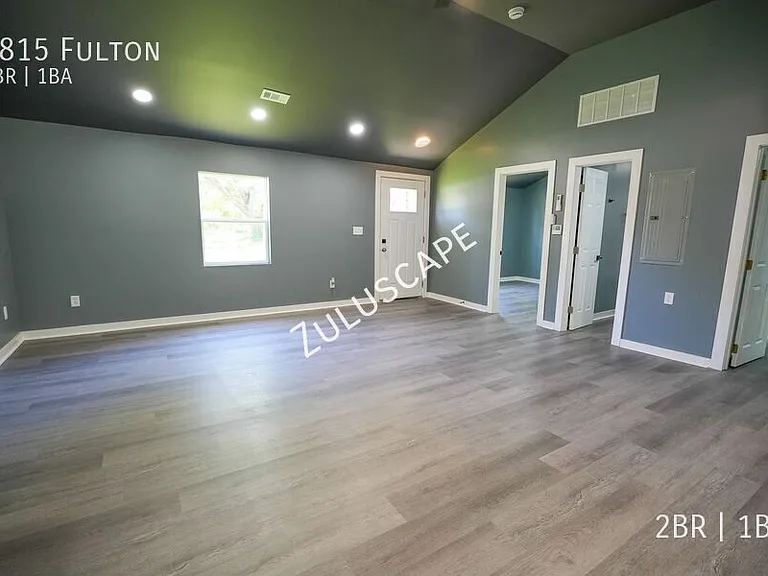 1815 Fulton Ave — Photo 4