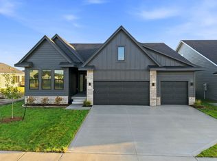 9420 NW 82nd Ave, Johnston, IA 50131