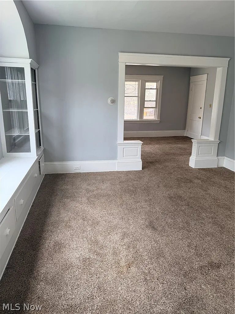 2 bed, 1.0 bath, $800 — Photo 4