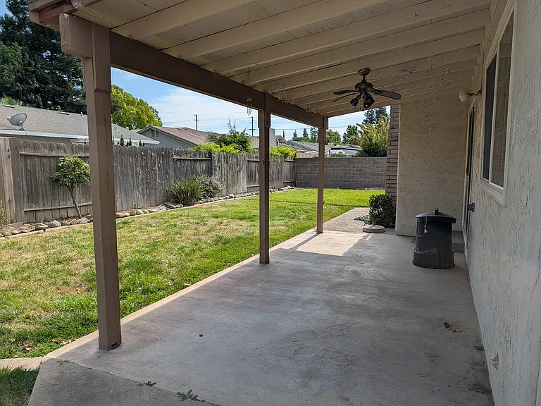 500 Fullerton Dr — Photo 14