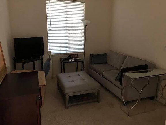 Unit sitting room