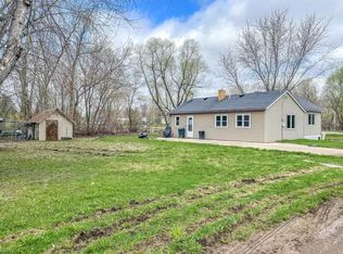 130 River St W, Holdingford, MN 56340