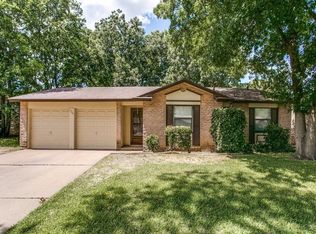 1205 Shelmar Dr, Arlington, TX 76014