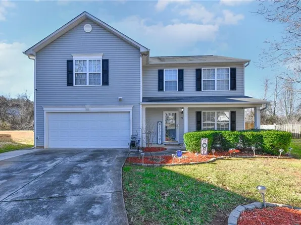 9 Old Pine Cir, Browns Summit, NC 27214