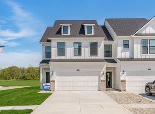 10900 Morab Dr, Zionsville, IN 46077