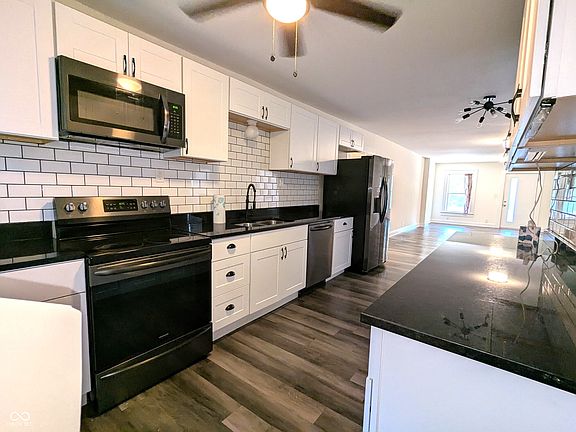 4th image of 826 E Pleasant Run Parkway North Dr