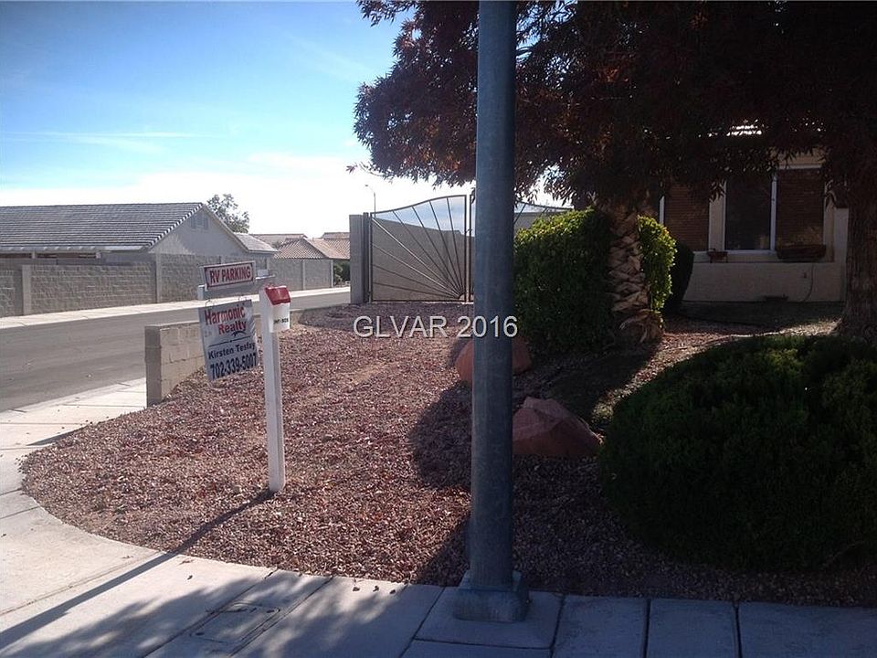 2nd image of 9717 Enniskeen Ave