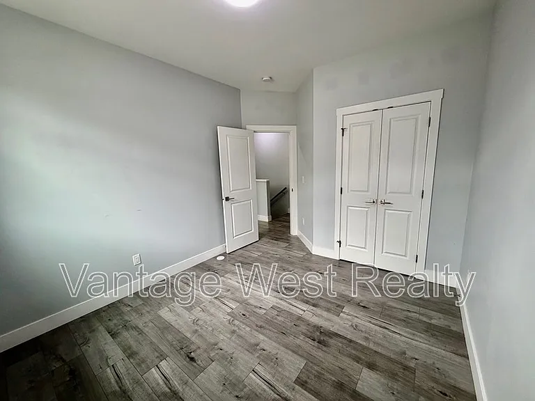 756 Glenwood Ave #2 — Photo 22