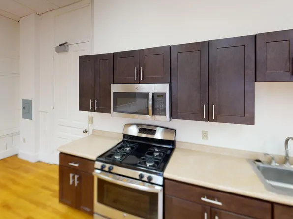 22 School St #1, Lebanon, NH 03766
