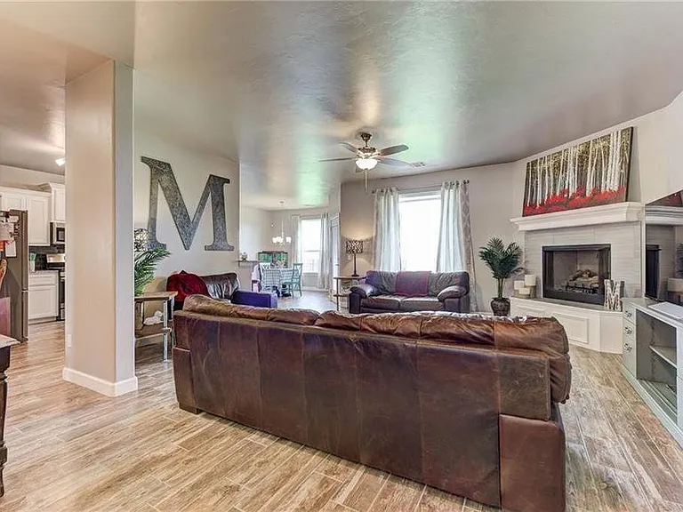 625 Placid Dr — Photo 5