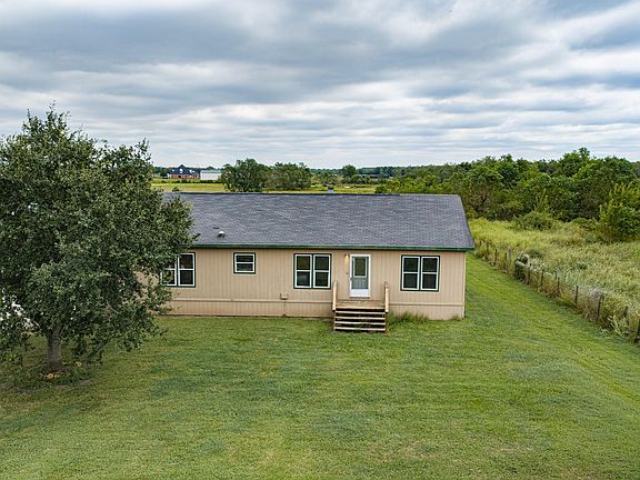 2nd image of 1108 County Road 55